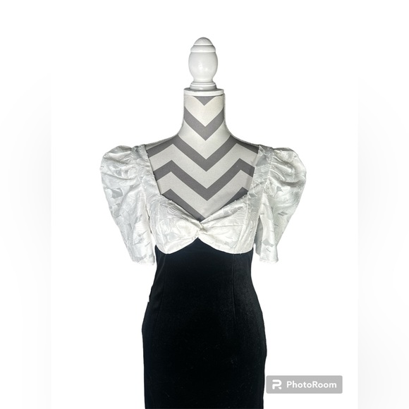 Ali & Jay Mini Black Dress - Picture 2 of 8